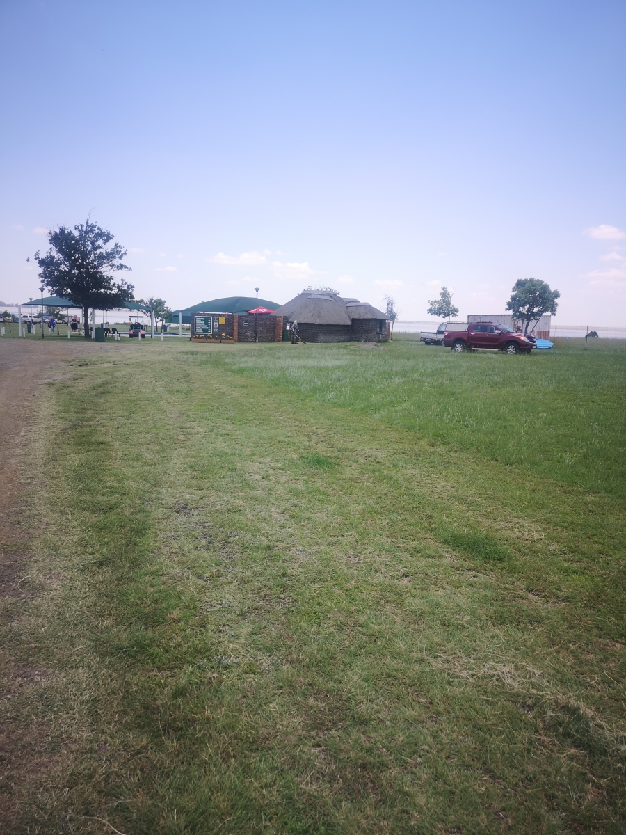 7 Bedroom Property for Sale in Oranjeville Free State